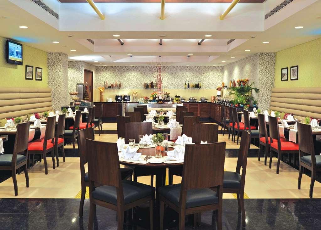 Fortune Park Lake City, Thane - Member Itc Hotels' Group מסעדה תמונה